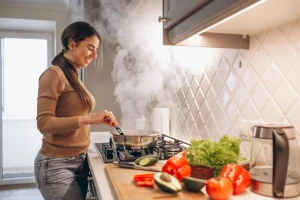 Pourquoi utiliser une grille de ventilation DOMUX en acier inoxydable pour votre sortie de hotte et extracteurs d'air : les avantages et les raisons